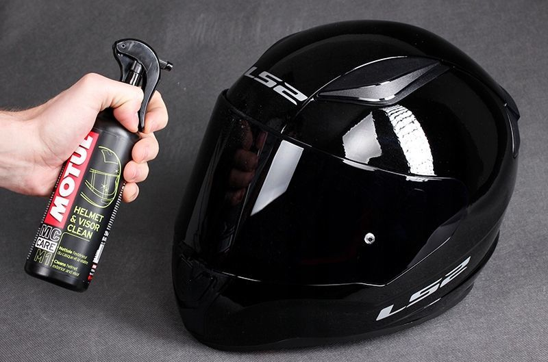 Motol Kask Temizleme Spreyi Etkisi