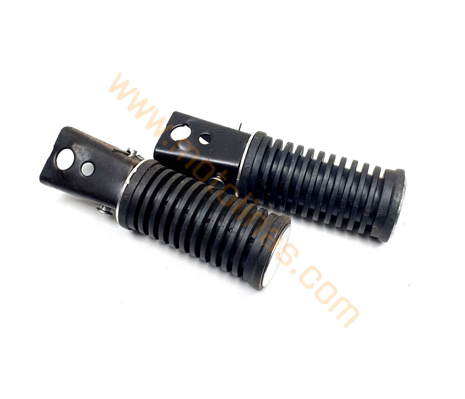 MOTOSİKLET CG 100-125-150 ARKA BASAMAK TAKIMI