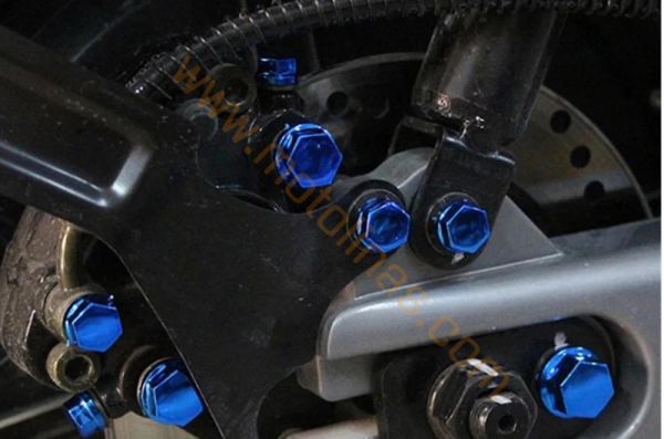 MOTOSİKLET CİVATA KAPAĞI SÜSÜ CİVATA KAPAK MAVİ 30 PARÇA YÜKSEK KALİTE