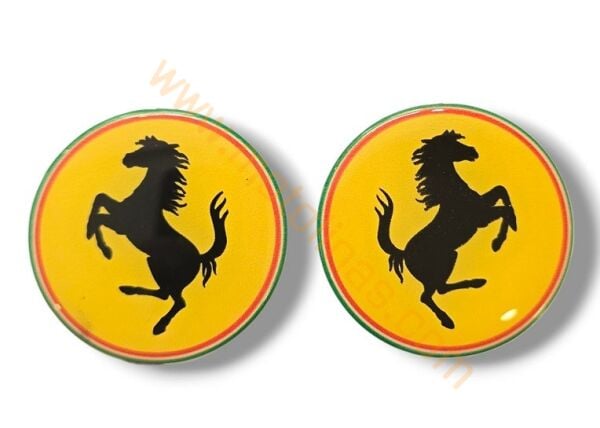 Sticker 3d Damla Ferrari [italy-sarı] 2 Li 4cm X 4cm - Universal